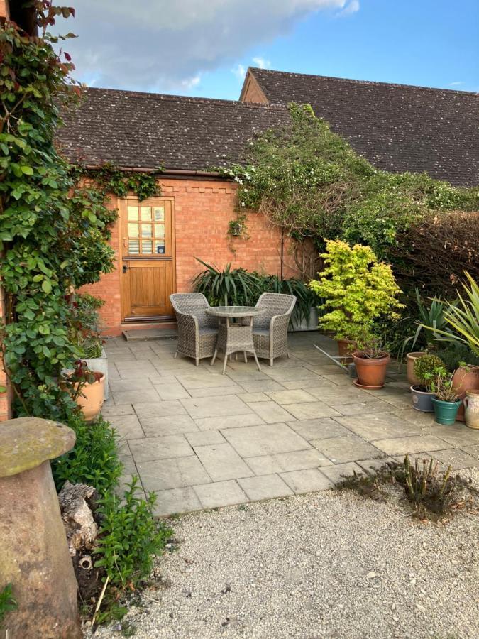 The Burrow Villa Wellesbourne Exterior photo